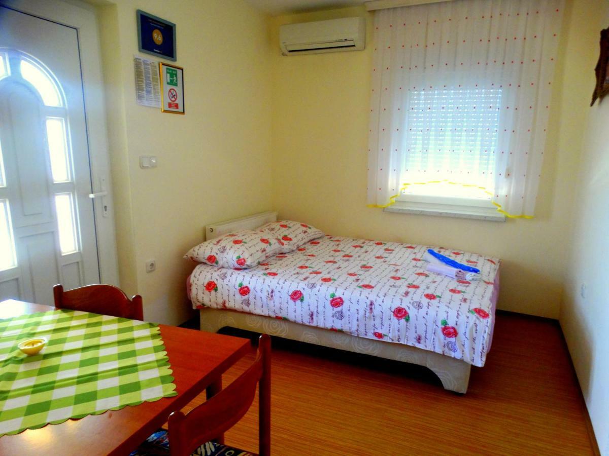 Apartment Gebic Ivan ซริกเวนิซา ภายนอก รูปภาพ